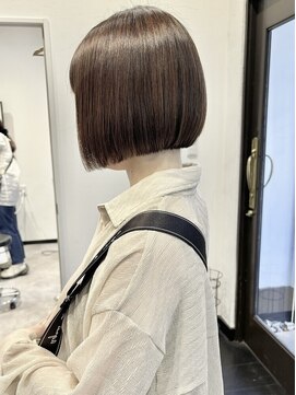 アルコイリスバイドールヘアー(ARCOIRIS by Dollhair) 大人ショートボブ酸性ストレート暗髪艶カラー髪質改善