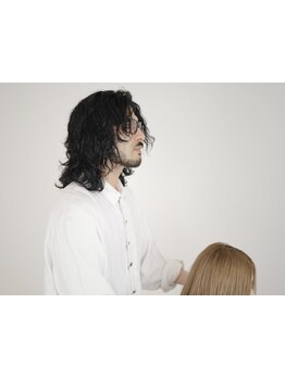 Aujua認定サロン[HPB ヘアコレ 2023 スタイル350選出]実力派Stylistの信頼&実績でワンランク上のお洒落に☆