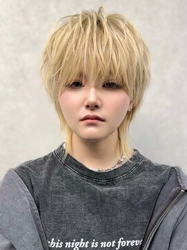 ナチュラル 渋谷(NATURAL) フェザーパーマ/スパイキーショート/サーフカール[メンズ/渋谷]