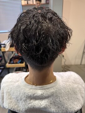 イズ(iss) メンズパーマ