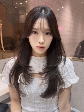 ルームバイシー 新宿(Loom. by Sea) ロングレイヤー×暗めカラー/新宿