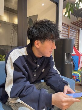 ラフ バイ マグ 南松本(R.A.F. by Mag) 松本緩めシャドウパーマ波巻きパーマツイストスパイラルパーマ