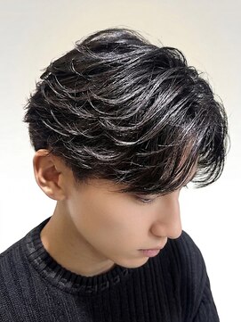 ミヤビ(MIYAVI) フェザーショート