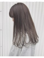 ムジーク(Musiiik)&nbsp;オリーブグレーのダークカラー