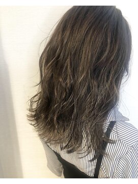 フラヴ(FLEVE) __ダークアッシュ×ホワイトハイライト