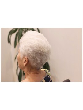 レイシア(Racia..) グレイヘア