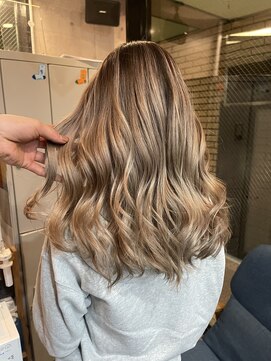 ラフ(LAFF) #黒髪#ボブルフ#ネビージュ#小顔#ワンレン