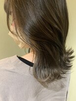 ゼン(Zen.) アッシュ×ホワイトベージュ/インナーカラー/Zen.手塚