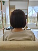 10代20代ぱつっと切りっぱなしショートボブ