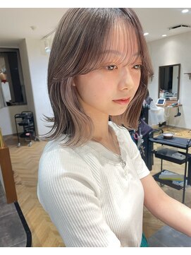 ロンド レア 天神大名店(Lond Le’a) ダブルカラー/インナーカラー/イヤリングカラー/ミルクティ/天神