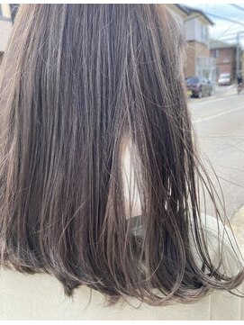 リーヌ(LYNU) {透明感}大人style