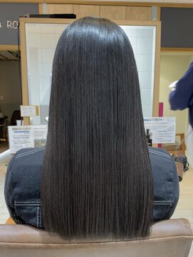 プラグ バイ ネオリーブ(plug by neolive) 黒髪×髪質改善 [髪質改善/縮毛矯正/レイヤーカット]韓国J