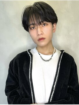 グロー 大宮(GLROW) ◆  韓国大宮顔周りレイヤーカットウルフカットメンズ