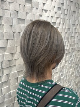 オリバー(ORiVER) グレージュカラー