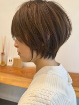 ビューエヒメ(VIEW EHIME)&nbsp;小顔カットショートボブ大人可愛いアッシュオリーブ