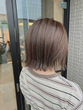 ジーズ(G's) タッセルボブ/切りっぱなしボブ/グレージュ