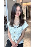 美髪仕上げ！オリーブベージュレイヤーカットで清楚な印象に