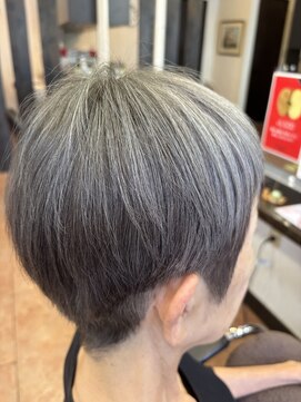 シン(SIN) ショート