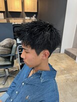 オゼル(OZEL)&nbsp;【センターパートマッシュ】抜け感×色気を纏う上品メンズカット