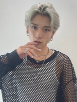 メイジー 梅田(Maisie)&nbsp;毛流れセンターパート
