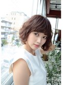 大人かわいいウェービーボブ