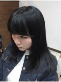 黒髪ミディアム