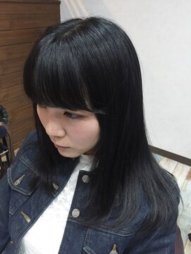 アトリエ ローナ(atelier Lo-nA haircare & design) 黒髪ミディアム