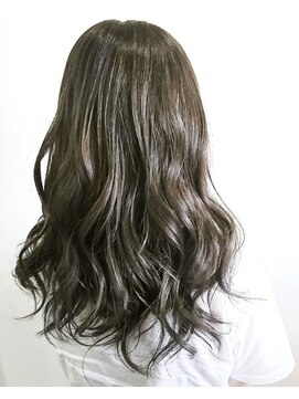 ヘアデザイン ルピナス(HAIR DESIGN Lupinus) 外国人風カラー