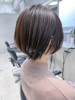 テトヘアー(teto hair) ショートボブ、前下がりショート、グレージュ