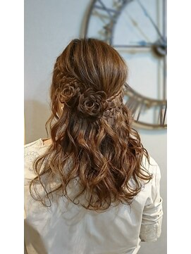 ヘアセットサロン ミント(Hair set salon MINT) お花ハーフアップ