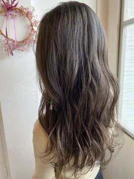 ヘアーエポック(hair epoque) パールアッシュベージュハイライトグラデーションカラー