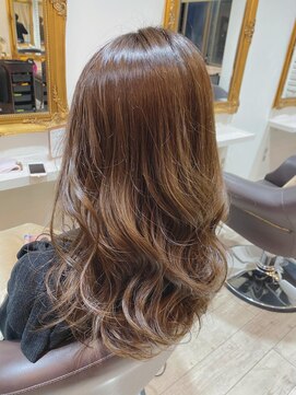 アルーシェ 錦糸町店(Alushe) 春らしいシアーベージュカラー