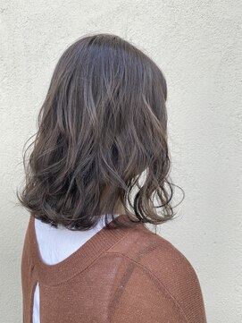 アマンヘアーイースト 吉祥寺東口店(Aman hair-e) 小顔ミディアム×グレージュ2021S/S【Amanhair-e吉祥寺】