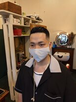 ヴィクターサルーンケイ(VICTOR SALOON K)&nbsp;スキンフェードカット