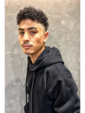 トルネード(TORNADO) ワイルドフェードツーブロックパーマ　n9.26