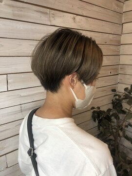 デコヘアー キートス(DECO HAIR kiitos) ショートバレイヤージュ