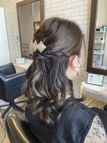 ラシクベル(Lashiku Belle)&nbsp;お呼ばれハーフアップ