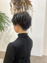 フゥカ 類家店(fuka)&nbsp;刈り上げマッシュショートパーマ20代30代40代