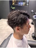 スーツ短髪ツーブロック束感モテる黒髪ツイストスパイラル流行