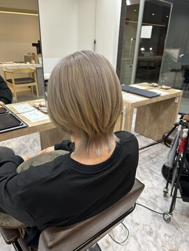 イム(IMU) ウルフ×ホワイトベージュ