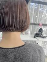 イン(in.)&nbsp;ぱつっとボブ/ベージュ/ブラウン