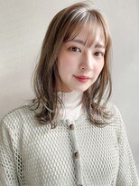 美髪アプリコットオレンジミディアムレイヤーくびれヘアa