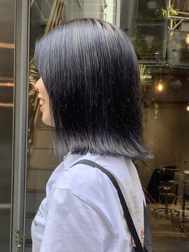 シー(si) blue black color