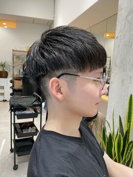 ディーエックス スリー(Dxxxx III) 刈り上げマッシュコンパクトショート KAITO