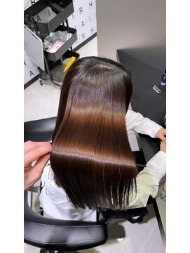 ロア(ROA) 本気で変わる。ROAの髪質改善