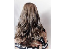 トラヴィス(Hair Resort Travis)