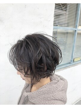 ナーリー(GNARLY Hair Design) ヴァイオレットアッシュのショートボブ