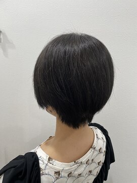 アンダーバーホワイト 南海難波店(_WHITE) ショートスタイル