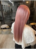 ピンクベージュ