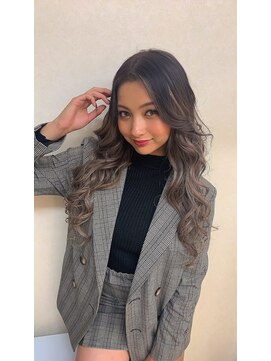 グロウ 渋谷(grow) ☆ゆきぽよ☆プルエクステでつくるグラデ